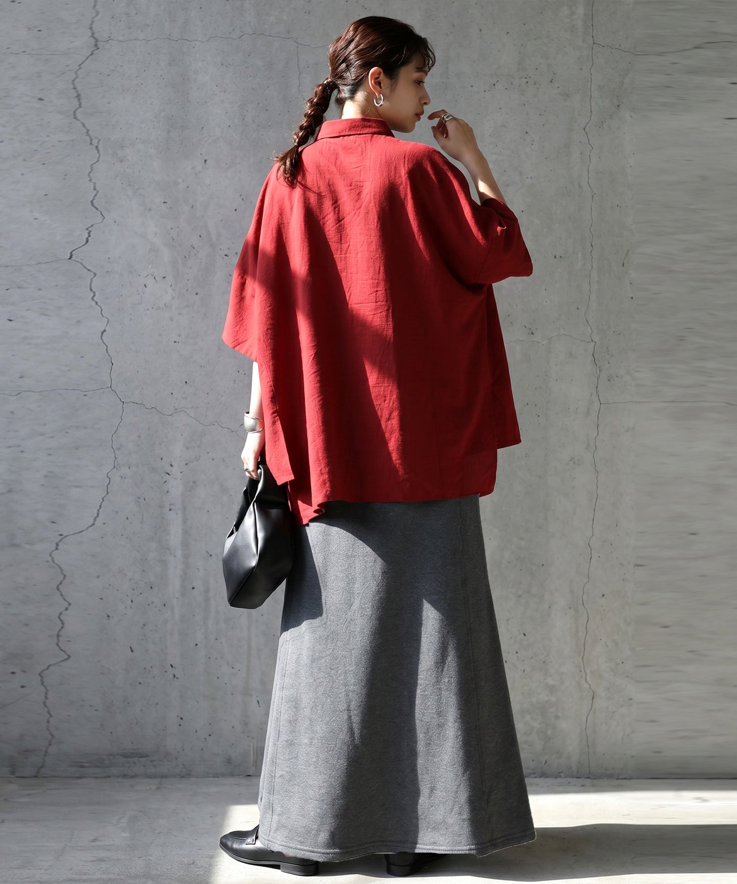 Dolman Shirt With A Difference In Length Between Front And Back Ladies