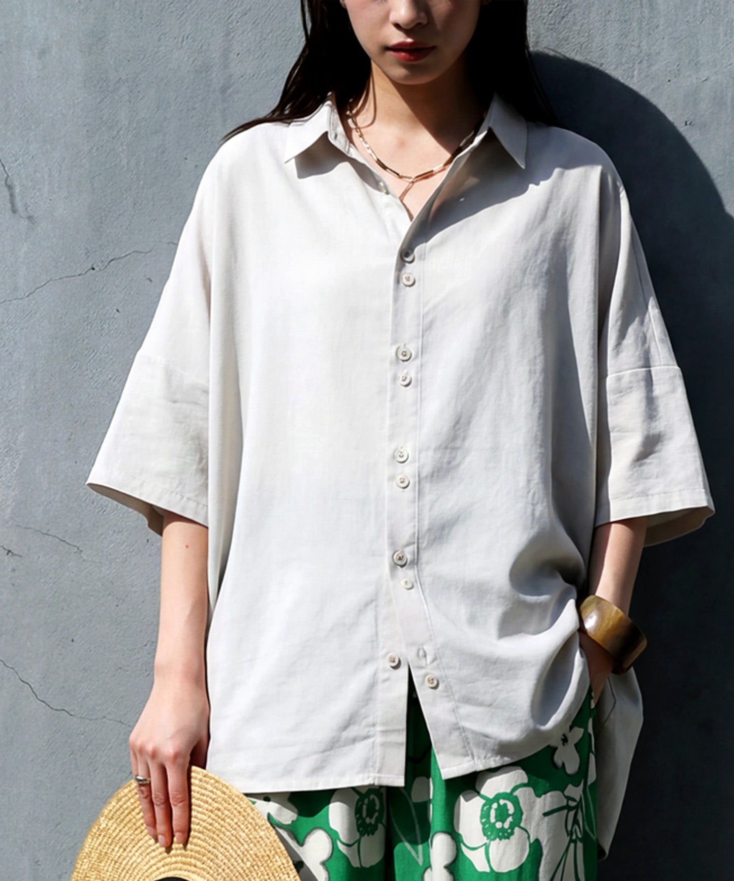 Dolman Shirt With A Difference In Length Between Front And Back Ladies