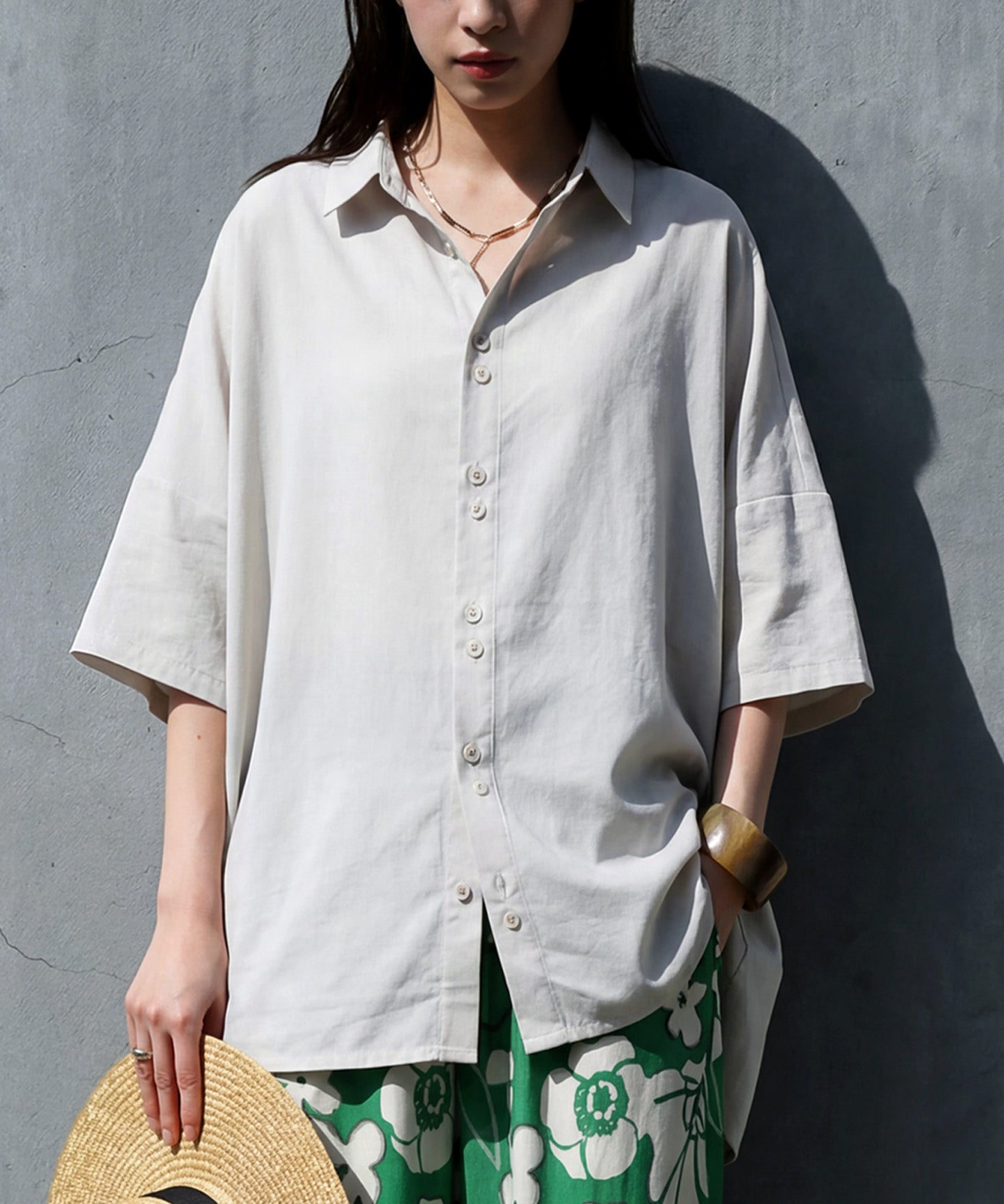 Dolman Shirt With A Difference In Length Between Front And Back Ladies