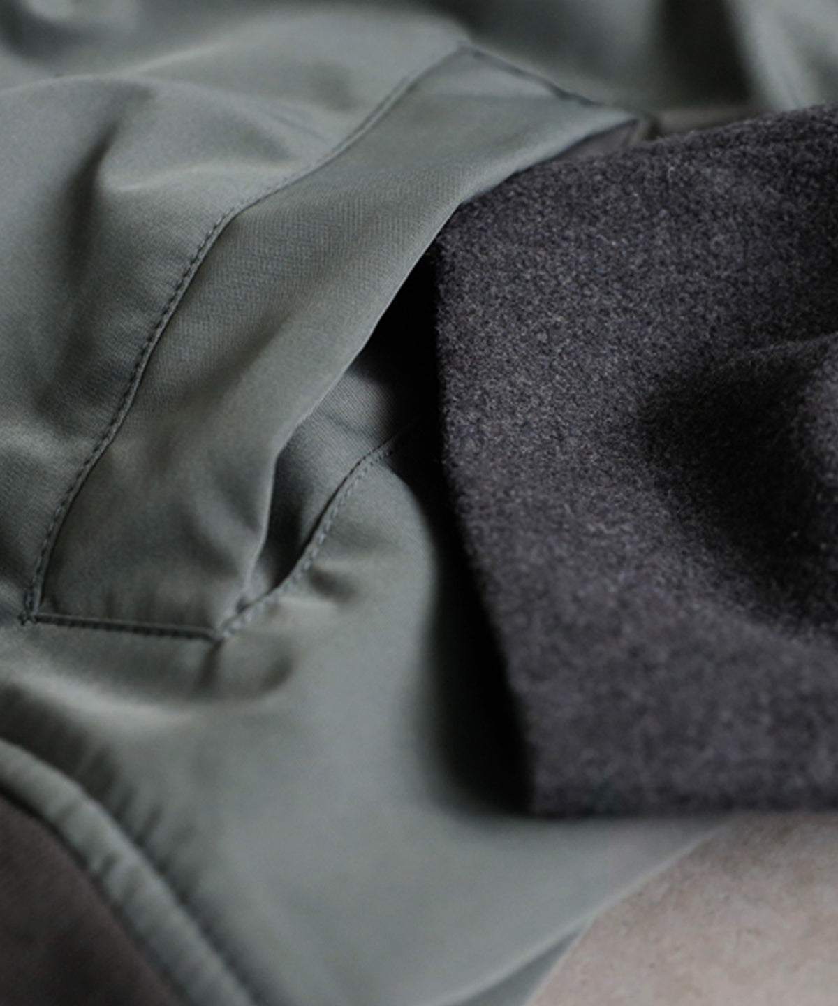 Mixed-Material, Layered Look, Short Length, Double-Zip Ma-1 Jacket Men’s