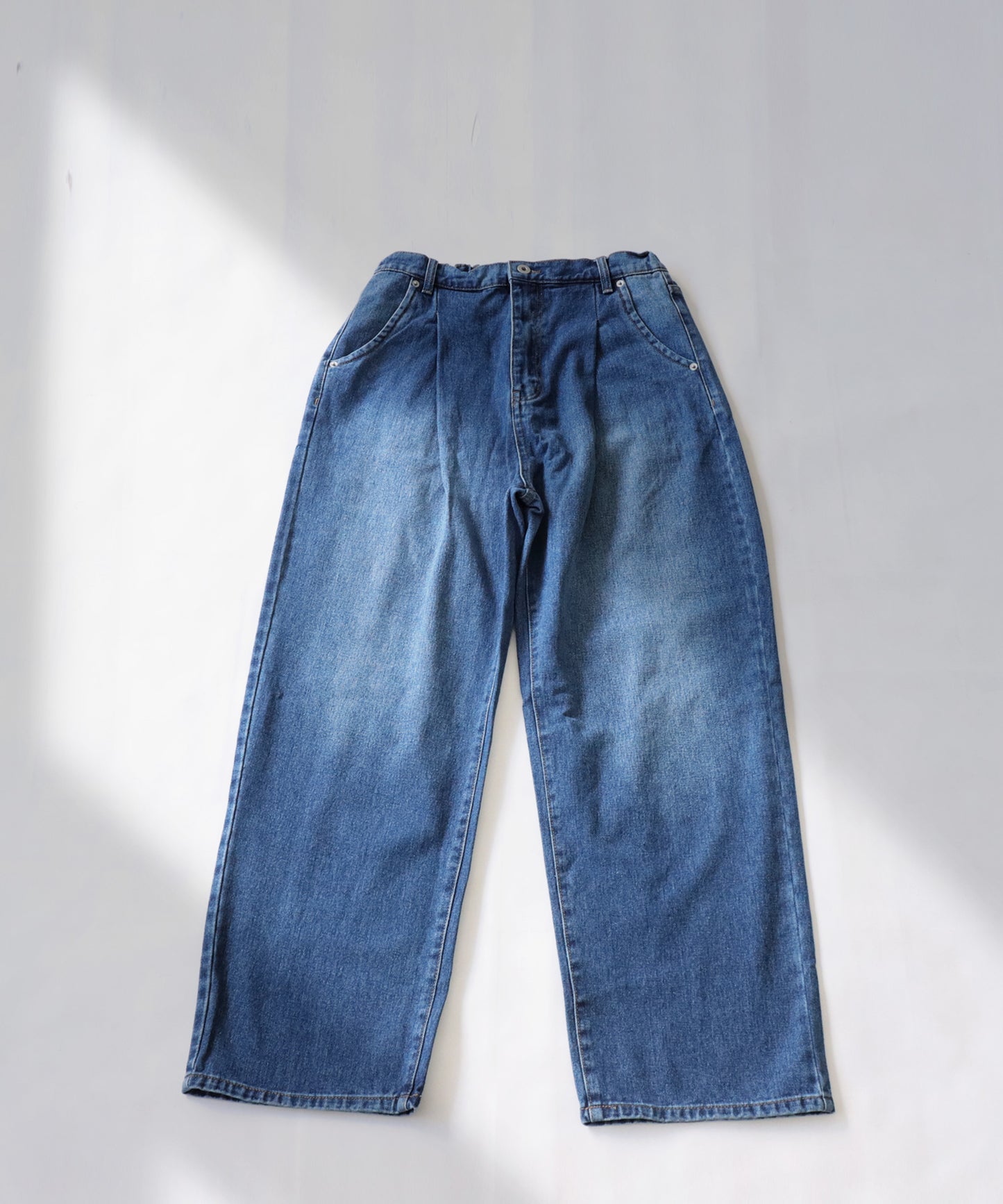 Wide tack denim pants Ladies