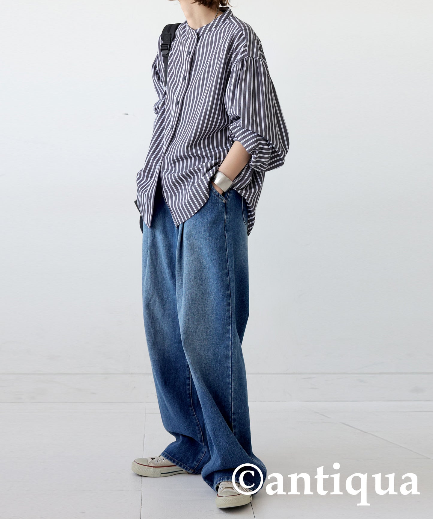 Wide tack denim pants Ladies