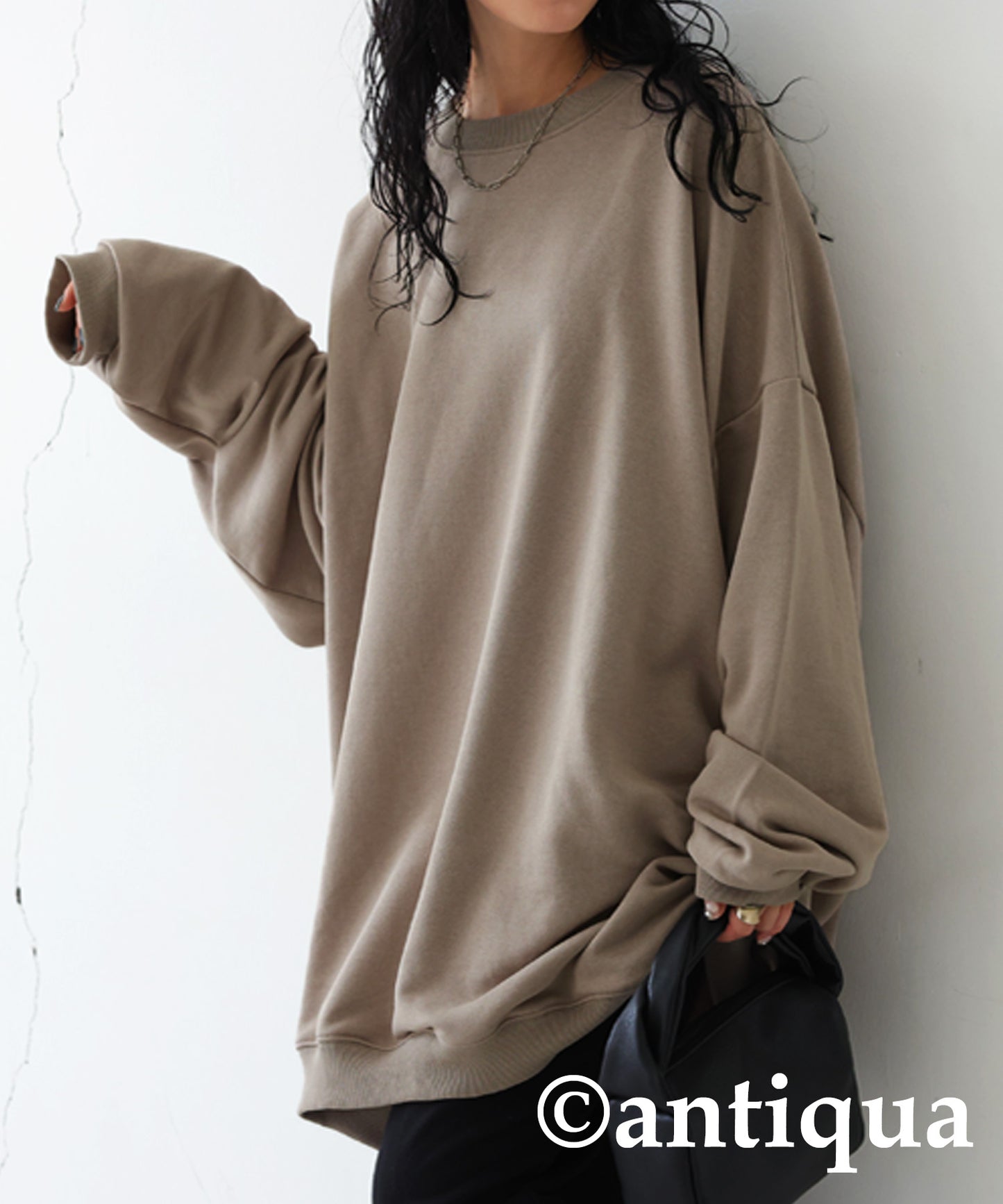 Ladies loose-fitting sweatshirt long sleeve plain