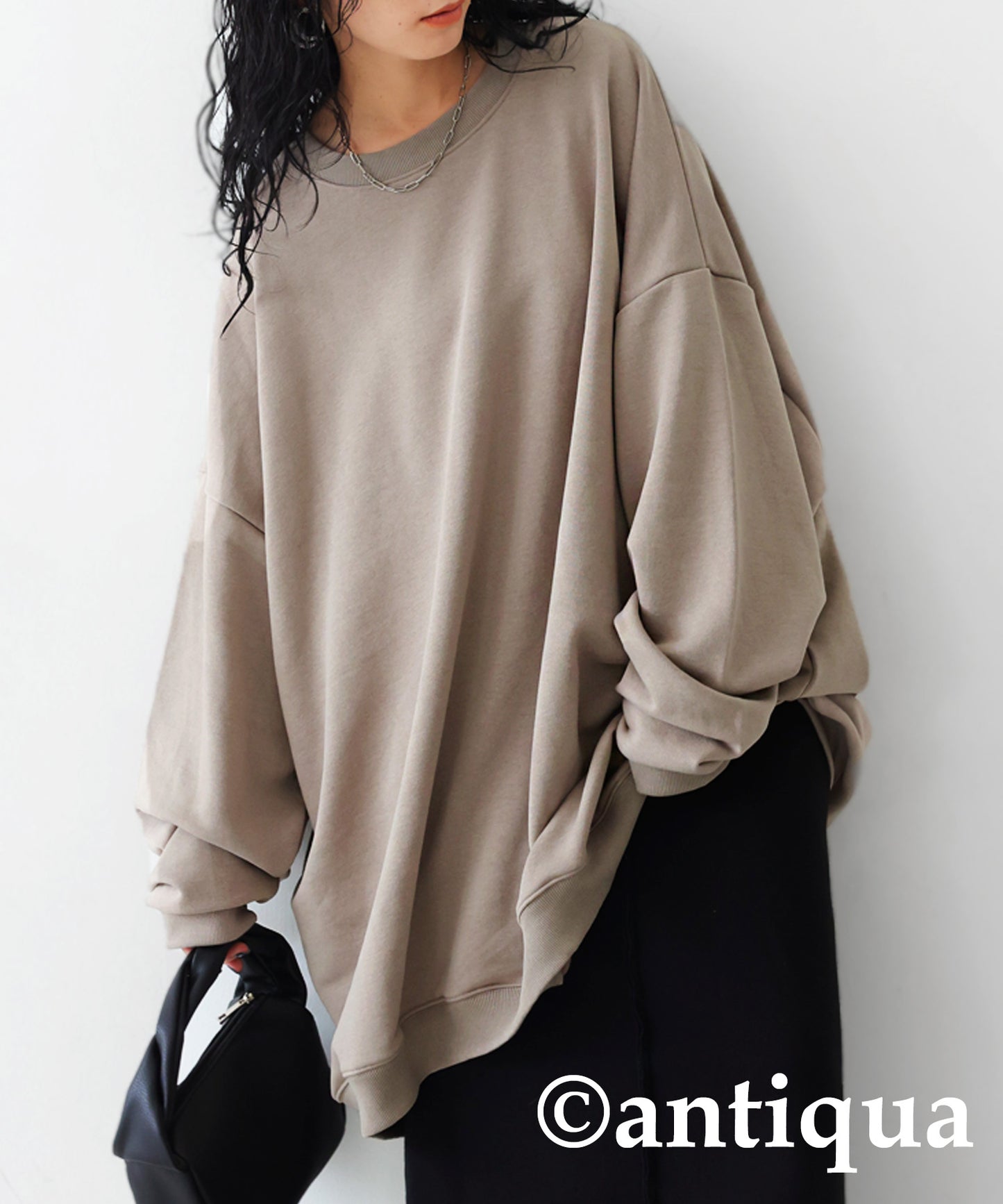 Ladies loose-fitting sweatshirt long sleeve plain