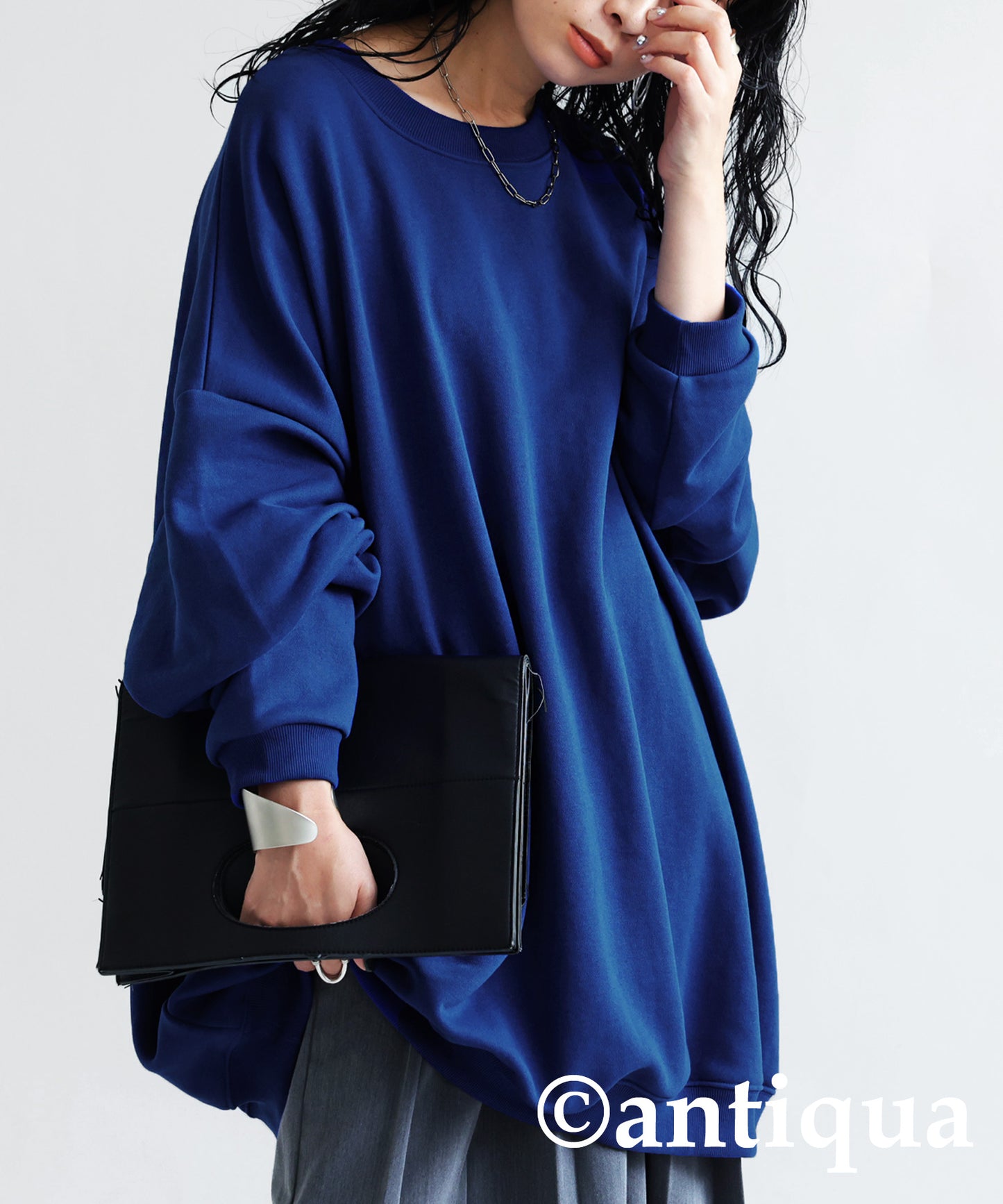 Ladies loose-fitting sweatshirt long sleeve plain