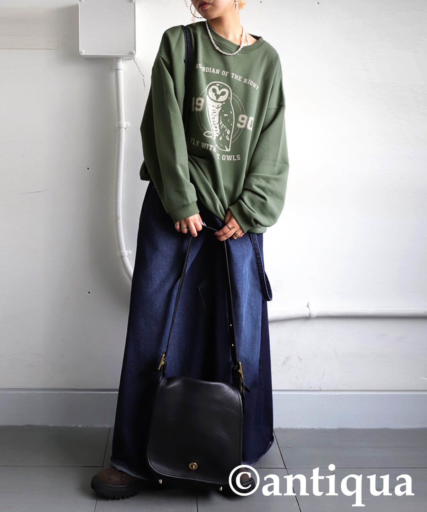 100% Cotton Animal Logo Sweatshirt Ladies