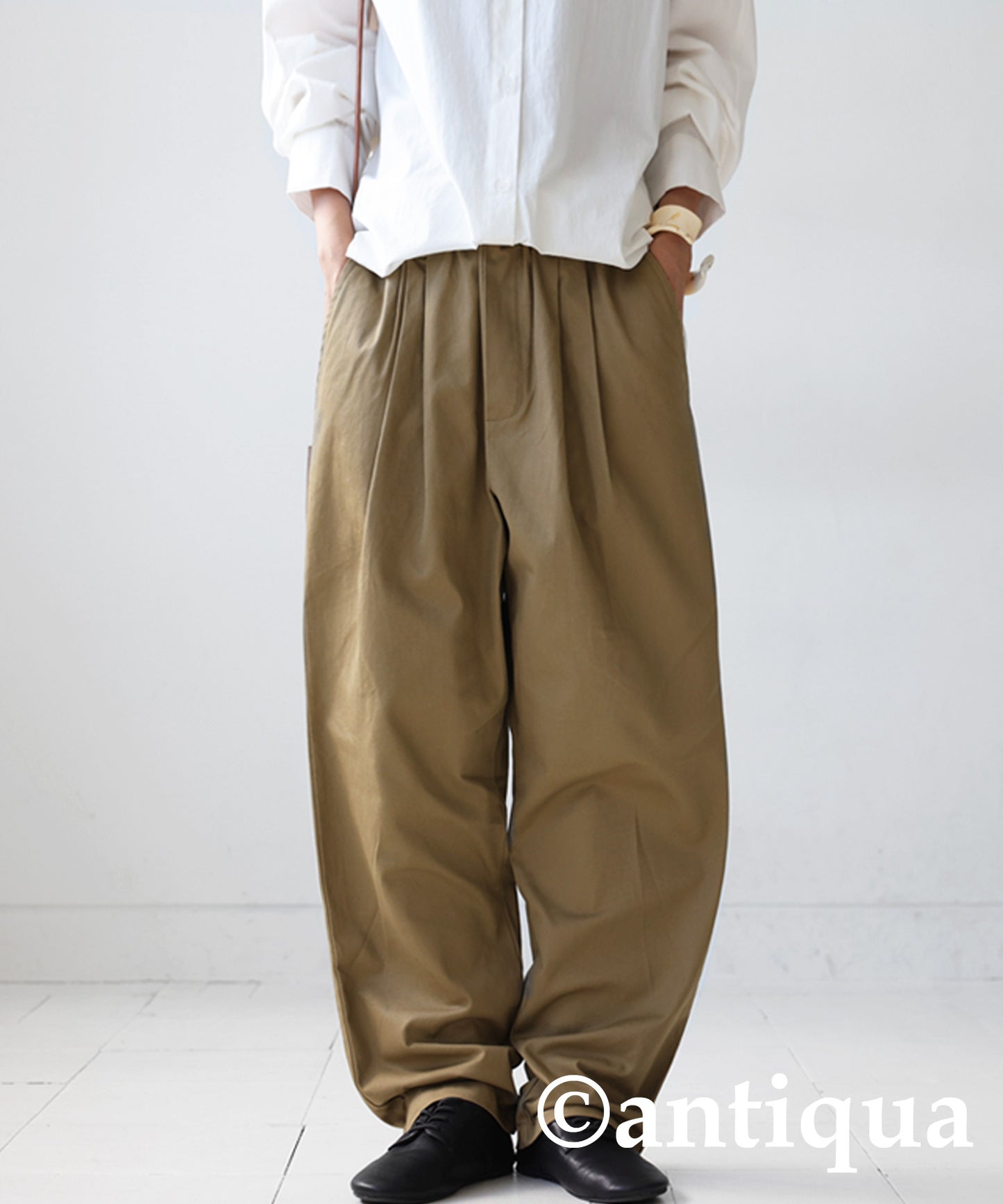 Ladies tapered full-length pants