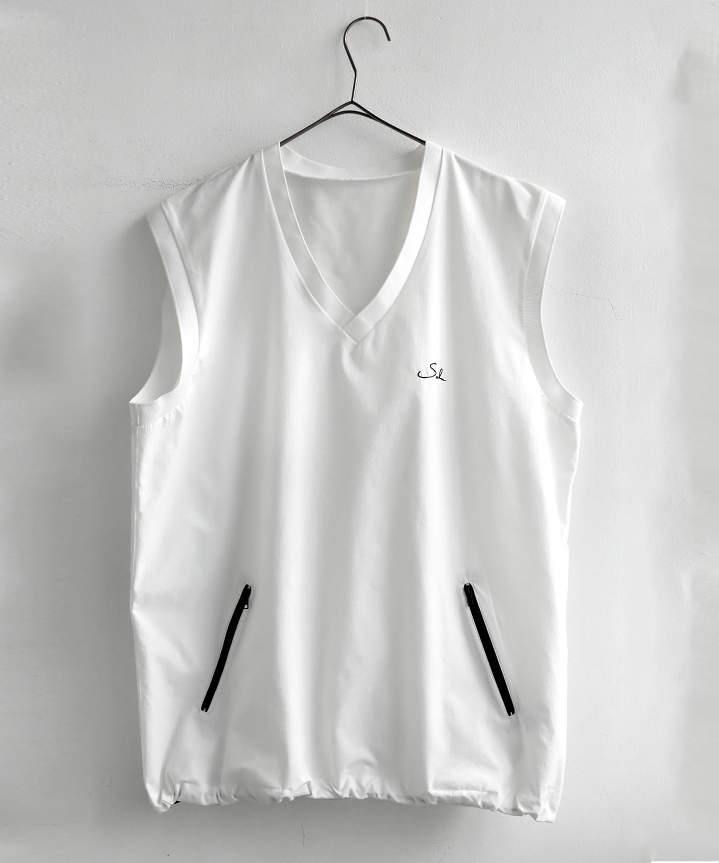 Salu. Men's Logo Embroidered V-Neck Vest