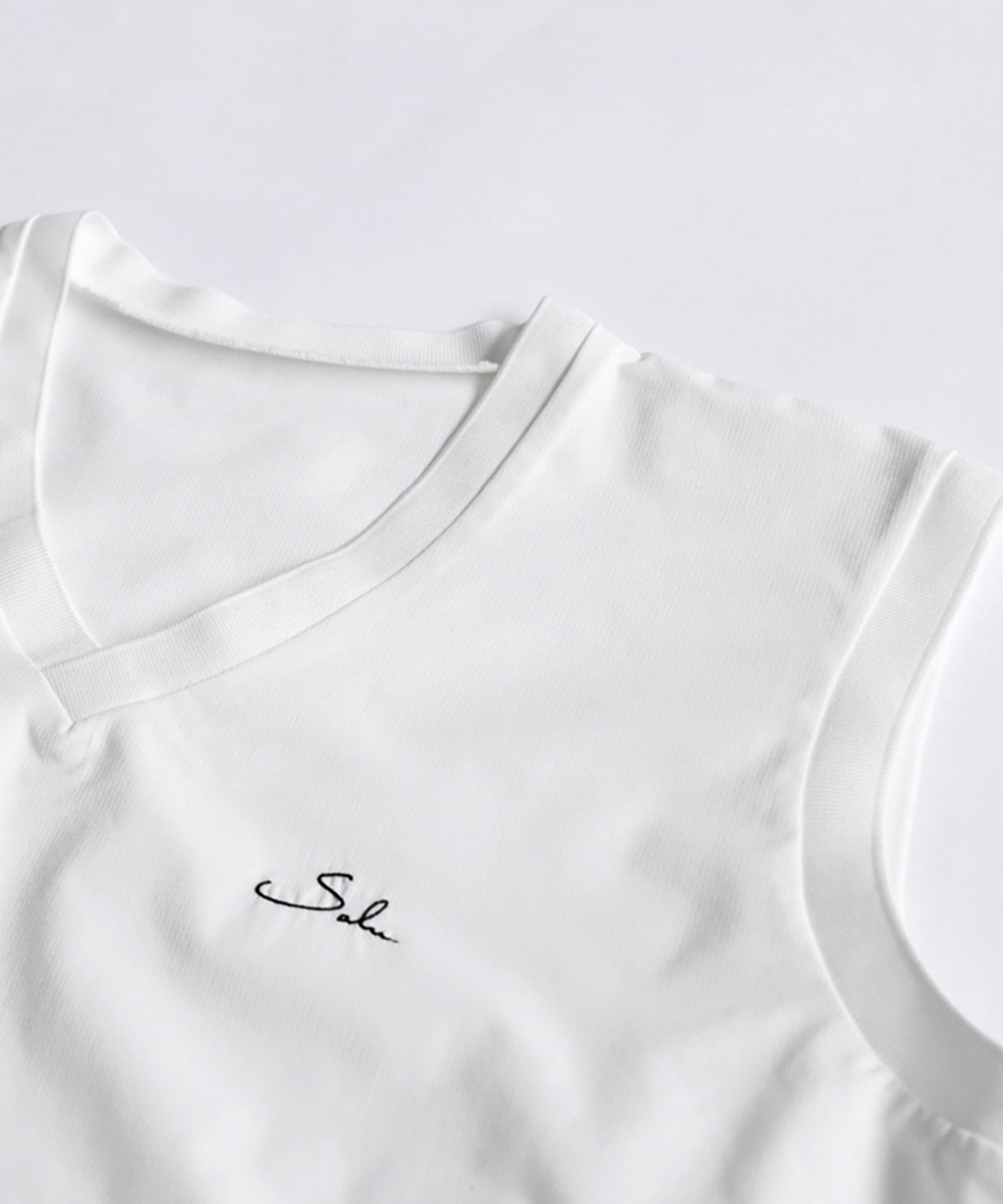 Salu. Men's Logo Embroidered V-Neck Vest