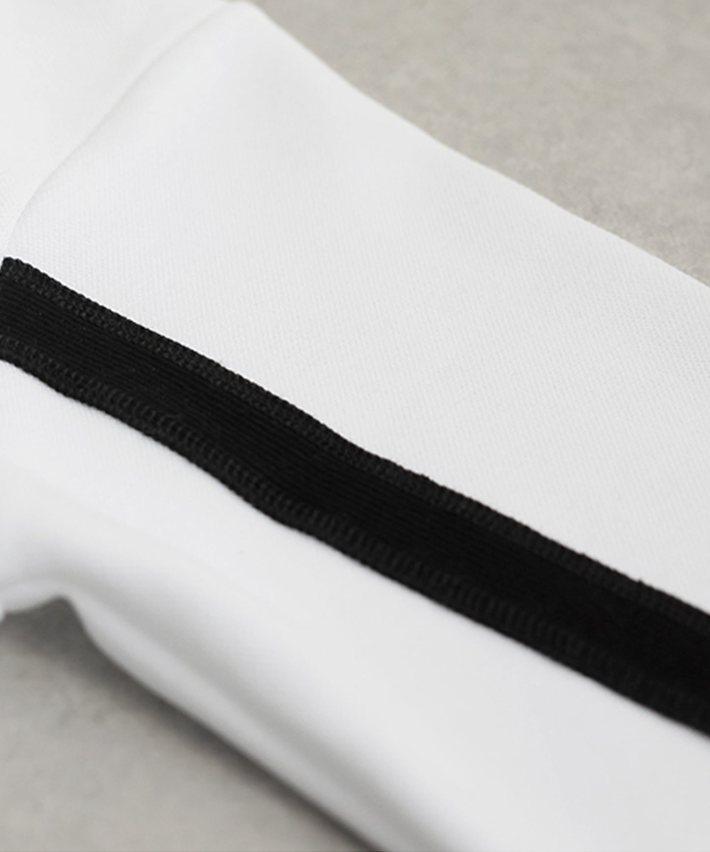 ANTIQUA GOLF×STCH Half-Zip High-Neck Top Ladies