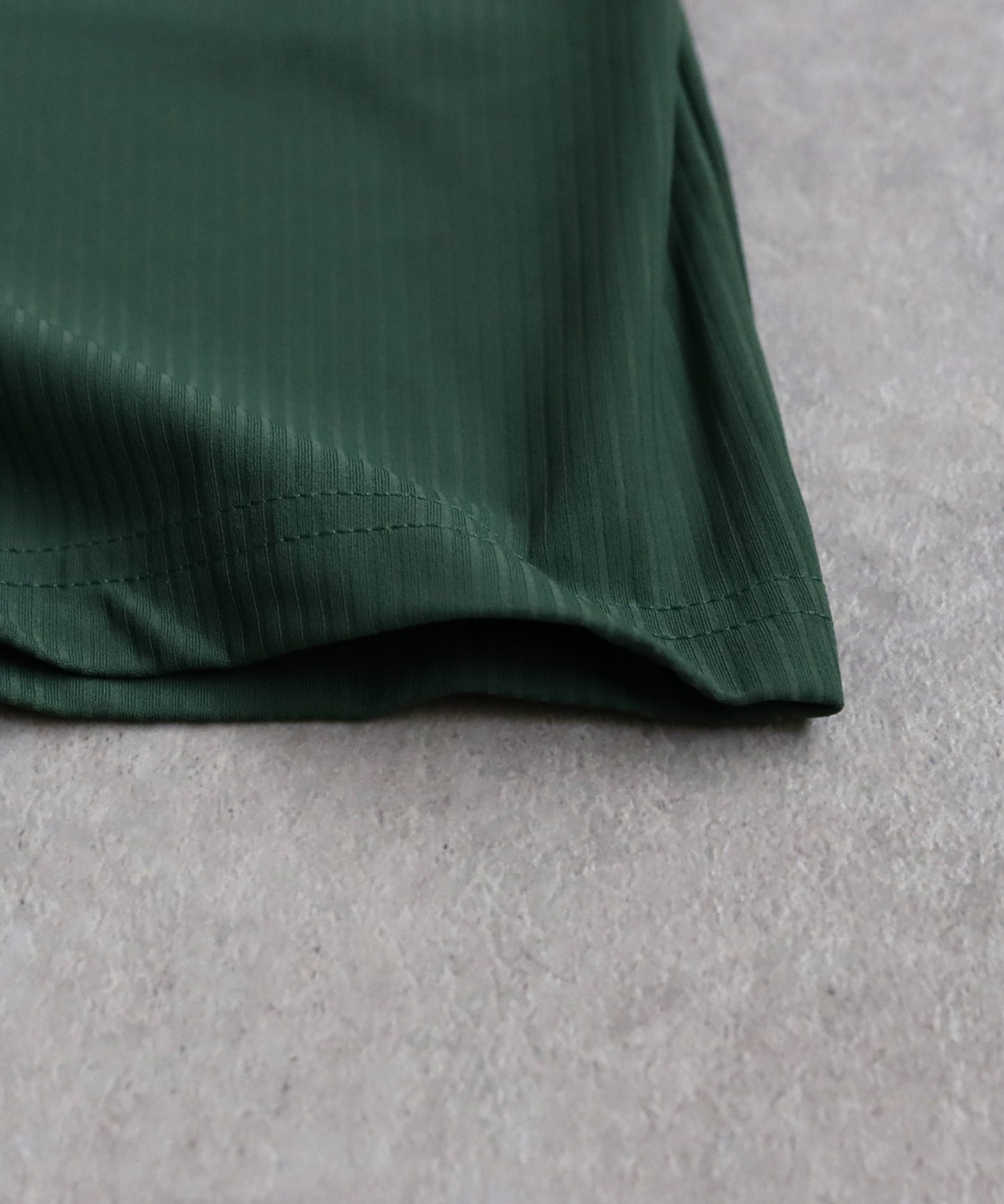 Salu. Ladies Mock Neck Color Combination Tops