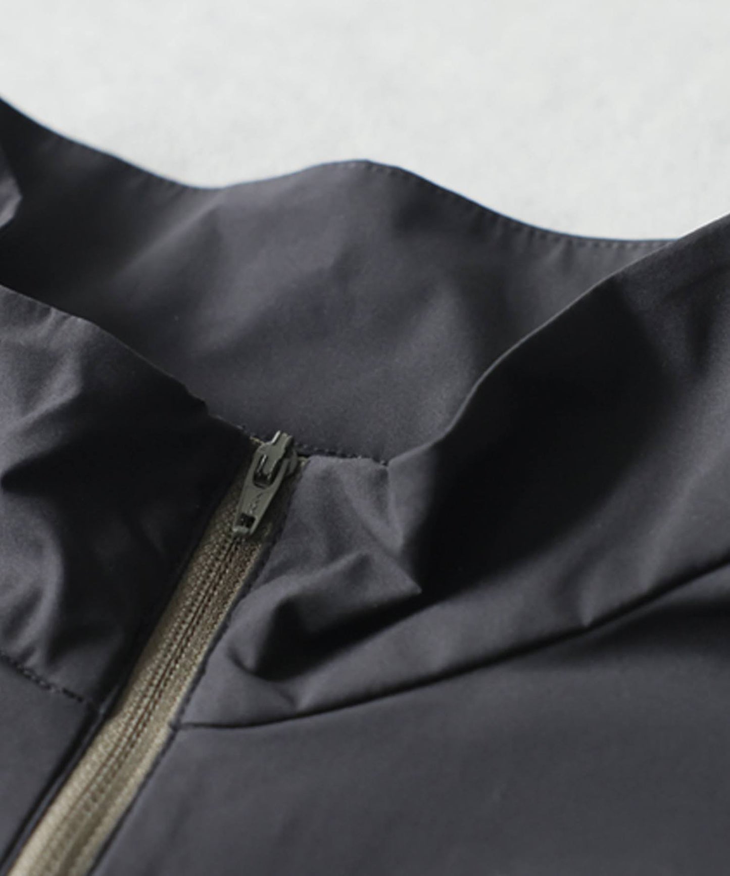 Salu Color-Blocked Half-Zip Top Men's