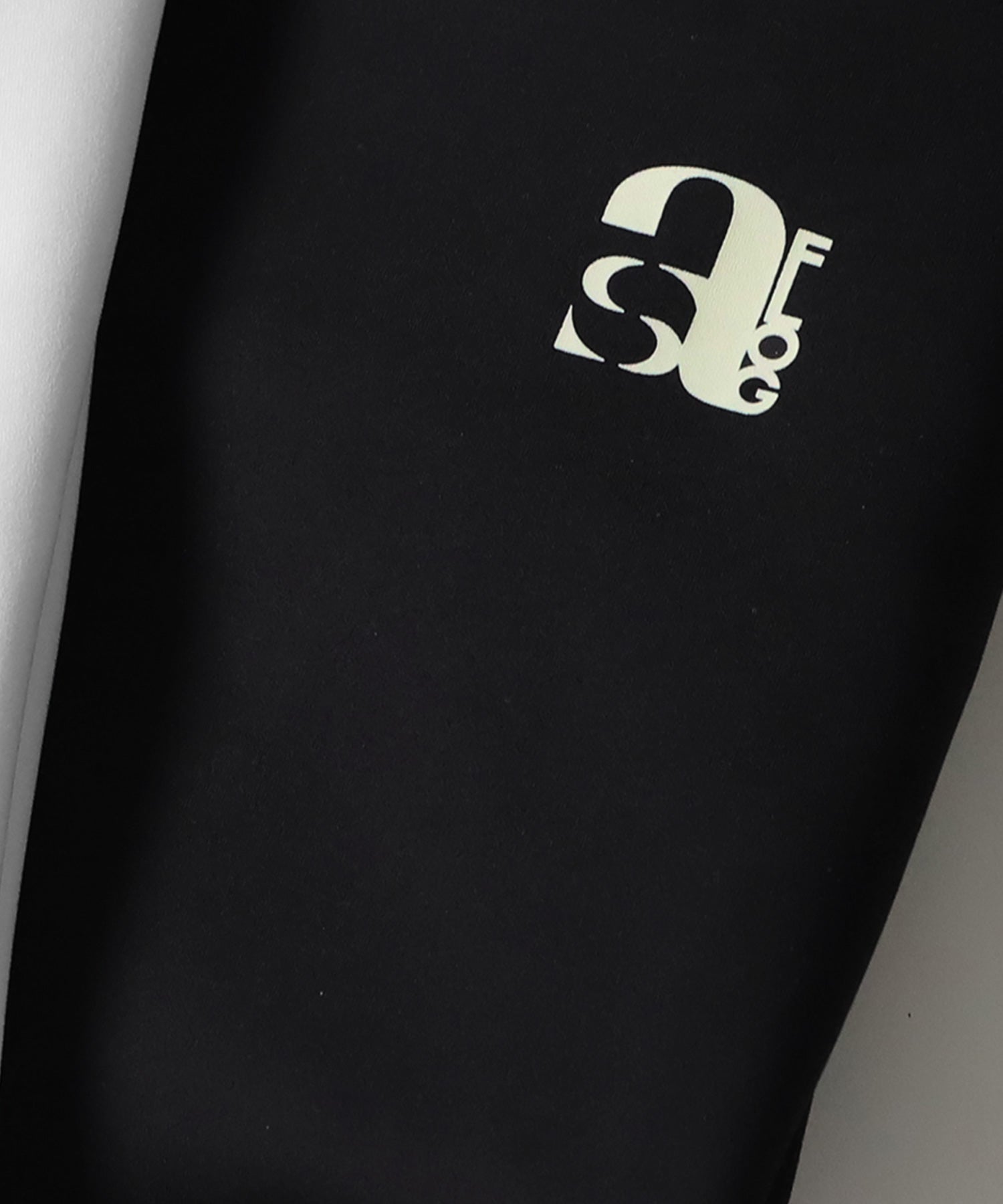 ANTIQUA GOLF×STCH Zip Pocket Tops Ladies | Japanese fashion brand