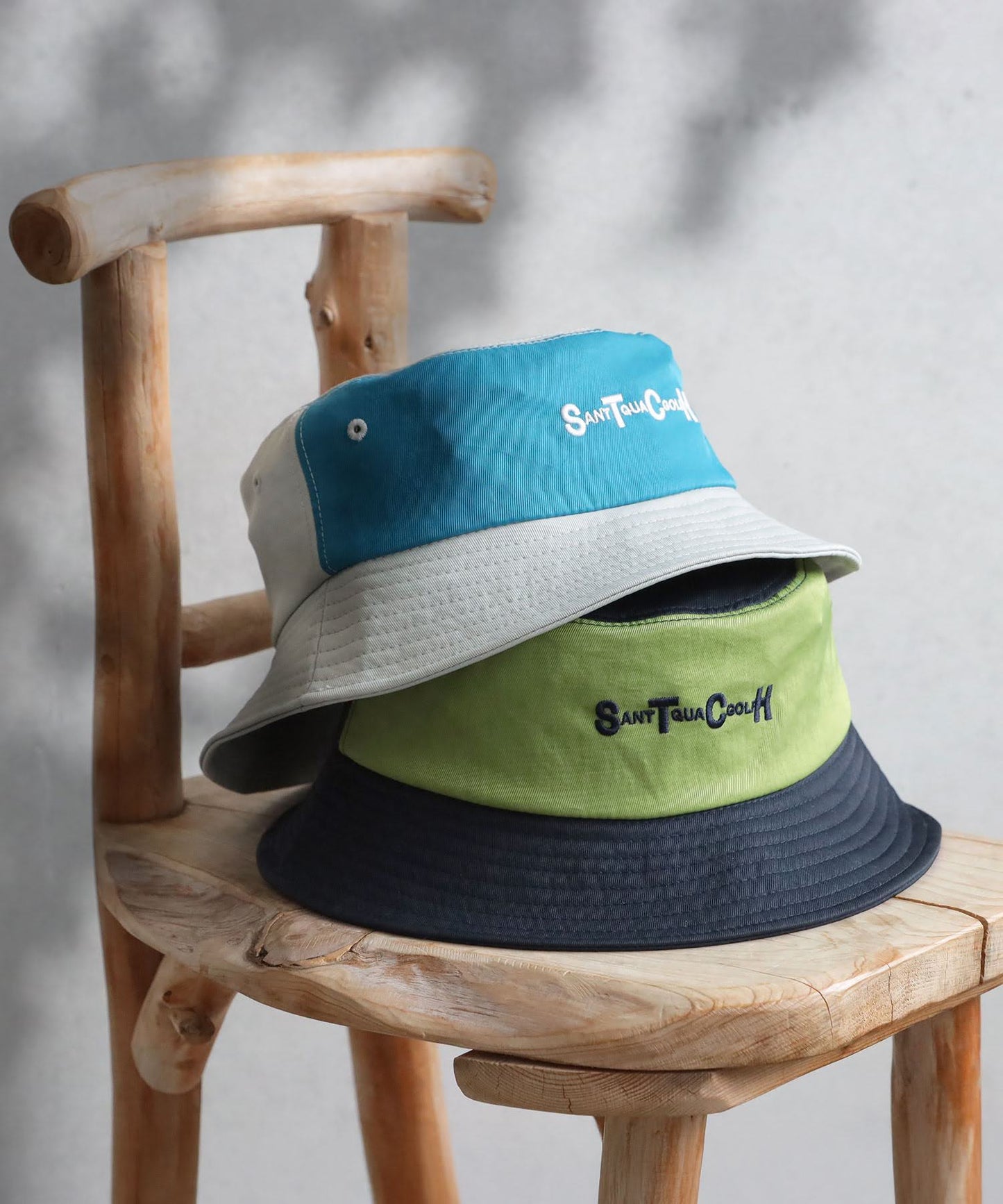 Ladies ANTIQUA GOLF × STCH Color-Coordinated Logo Bucket Hat