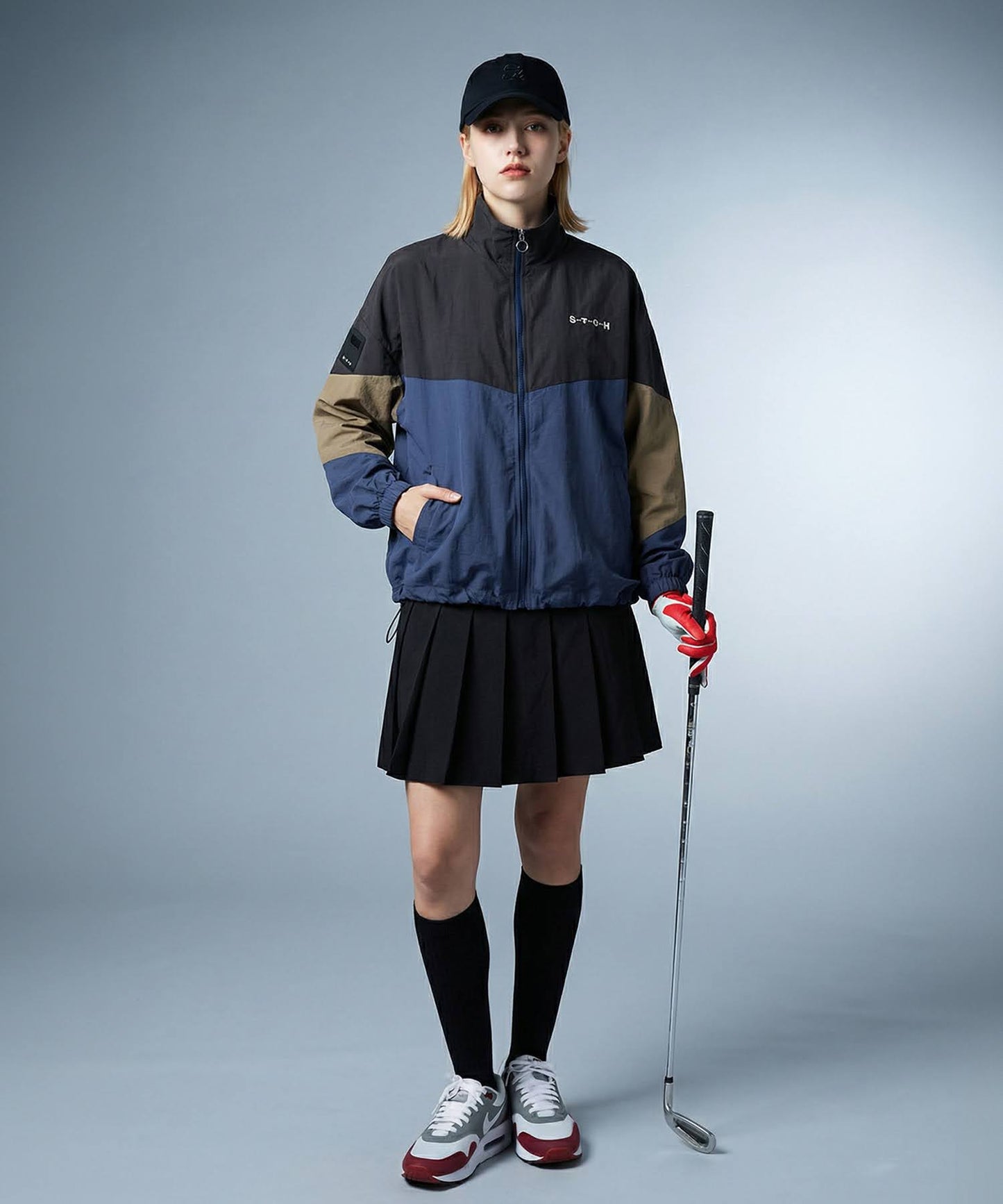 ANTIQUA GOLF×STCHStand Neck Color-Blocked Blouson Ladies