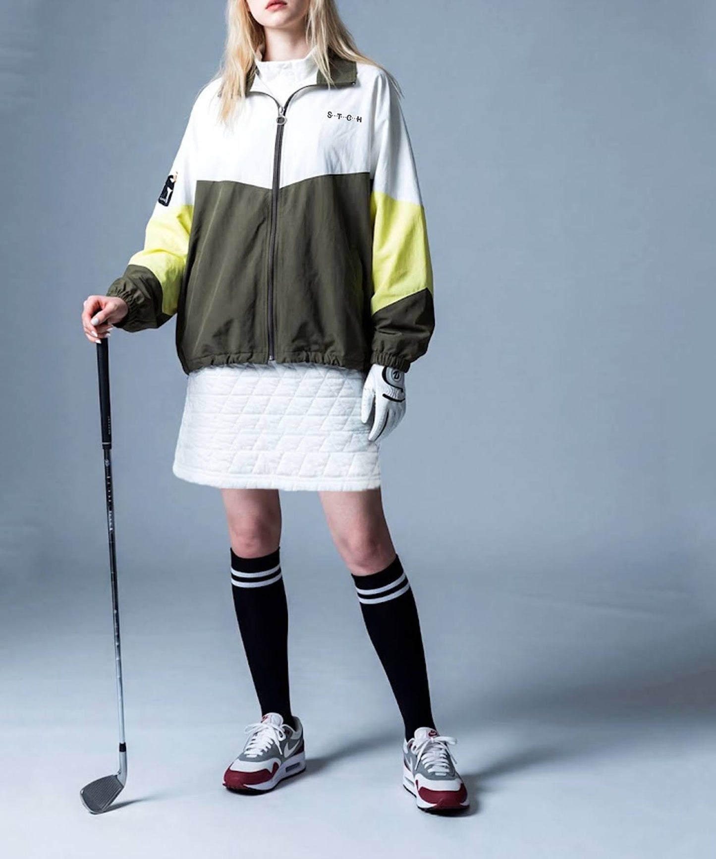 ANTIQUA GOLF×STCHStand Neck Color-Blocked Blouson Ladies