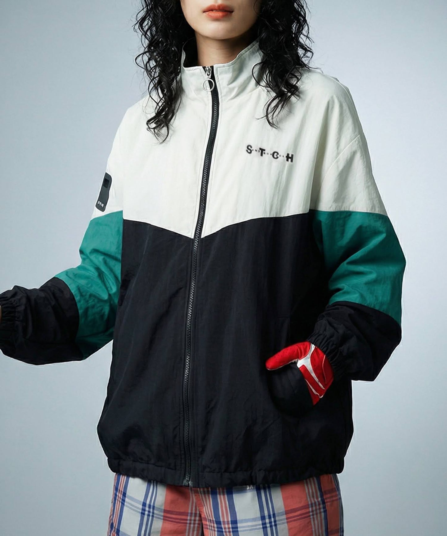 ANTIQUA GOLF×STCHStand Neck Color-Blocked Blouson Ladies