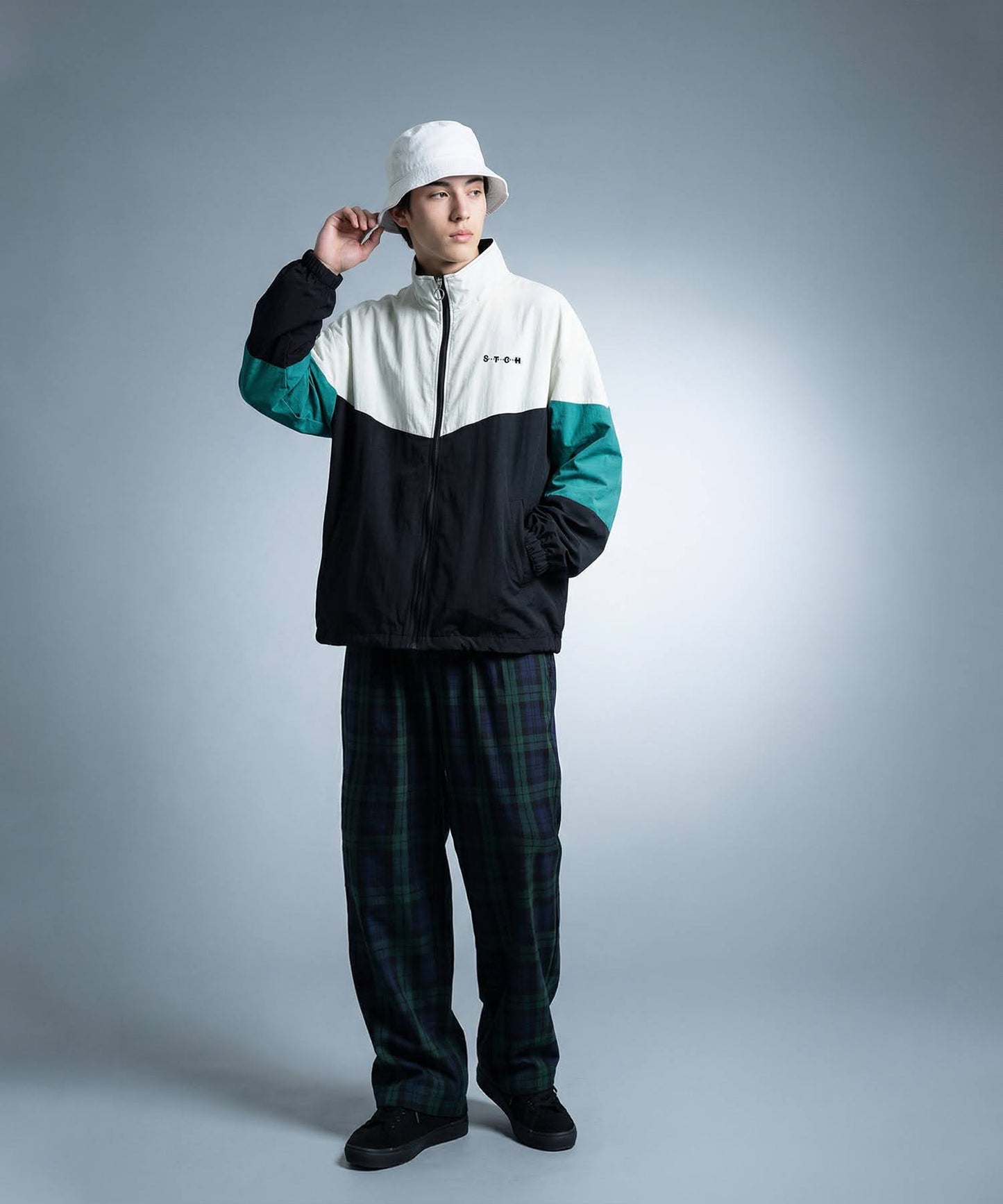 ANTIQUA GOLF×STCHStand Neck Color-Blocked Blouson Men's
