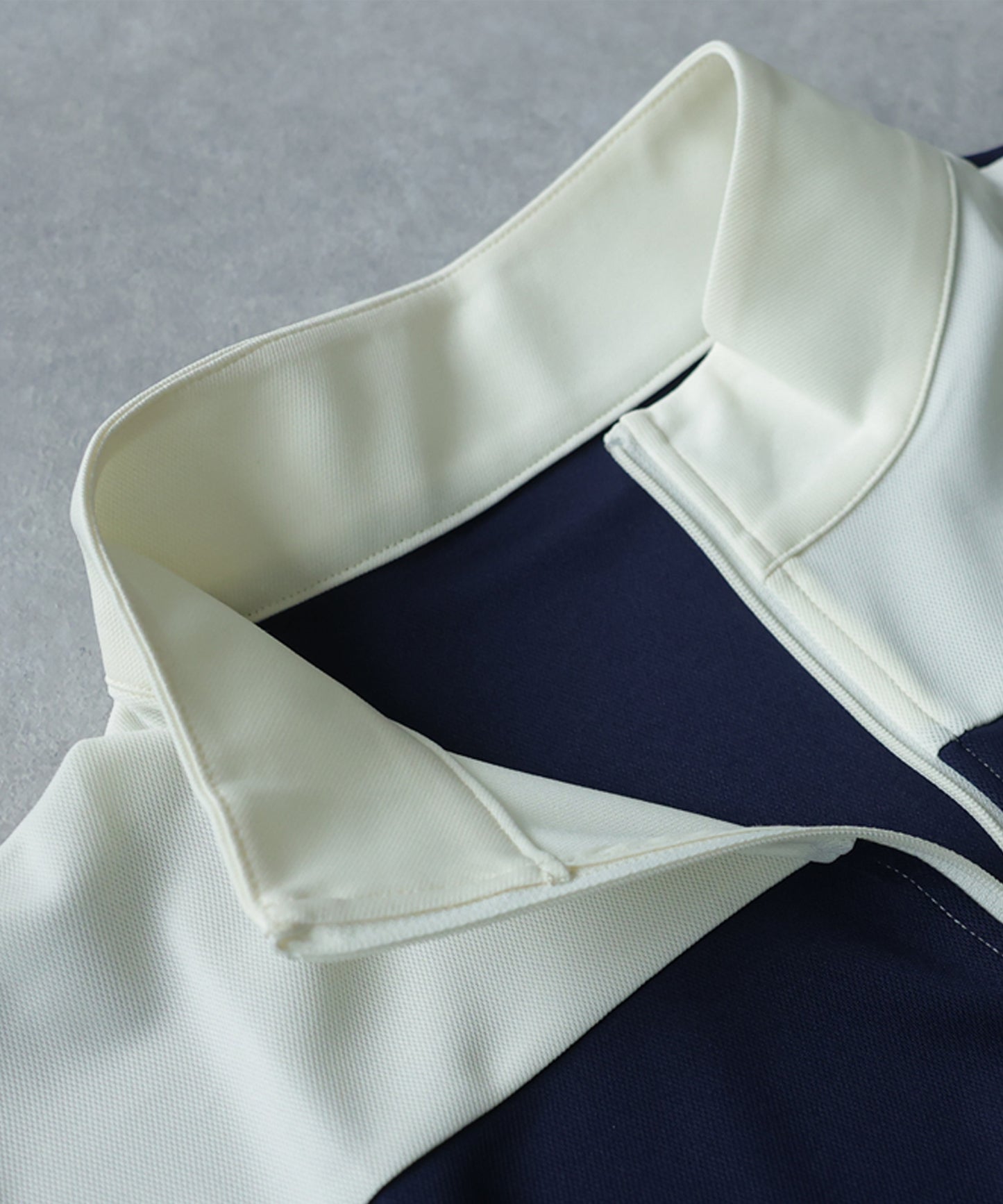 ANTIQUA GOLF×STCH olor-Blocked Half-Zip Top Men’s