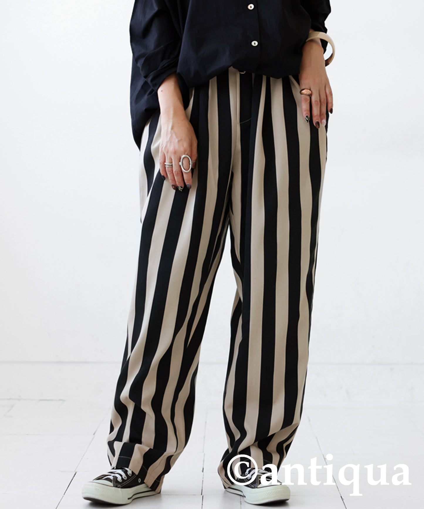 Ladies tapered full-length pants vertical stripe