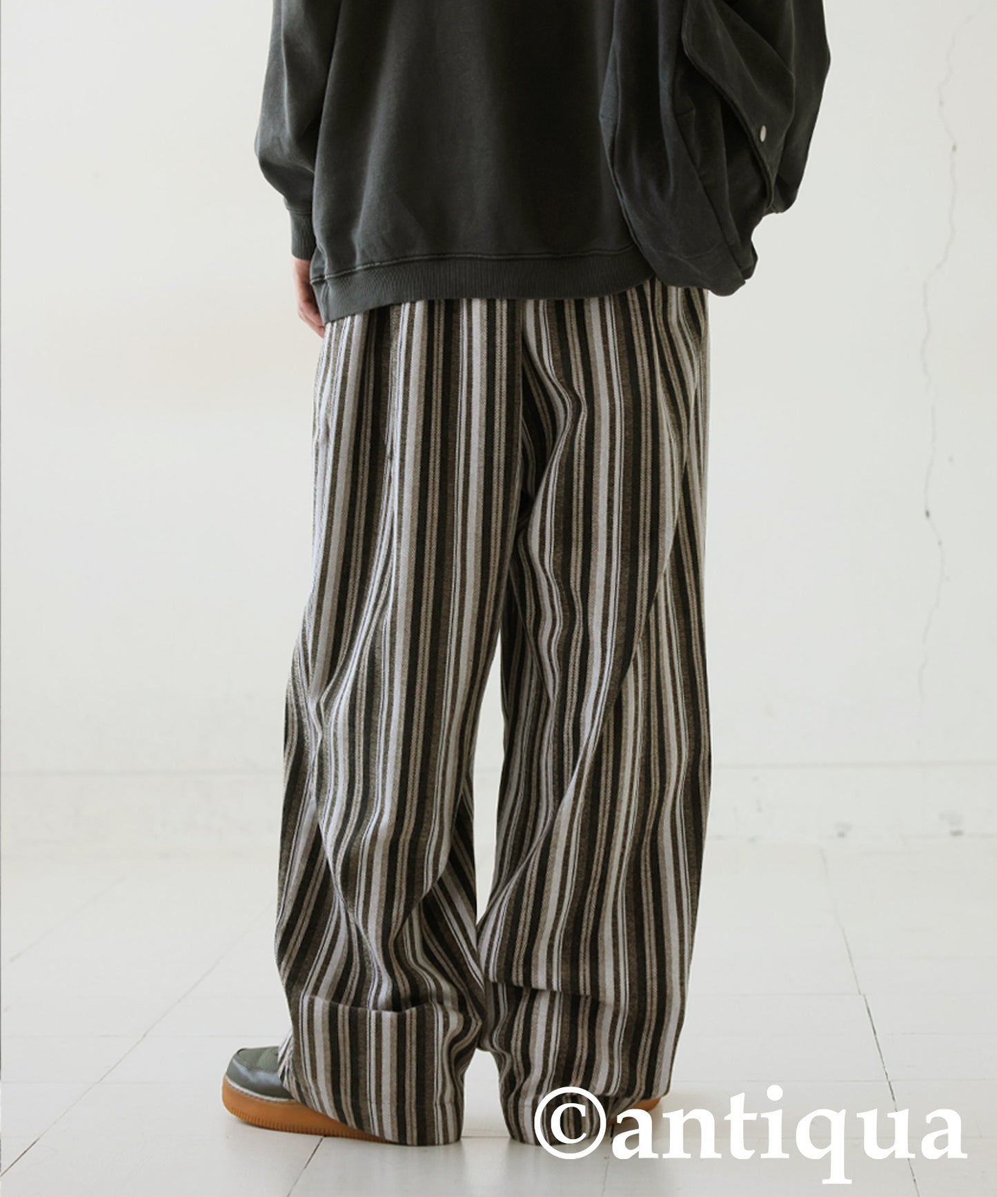 Striped Tuck Wide Pants Men's