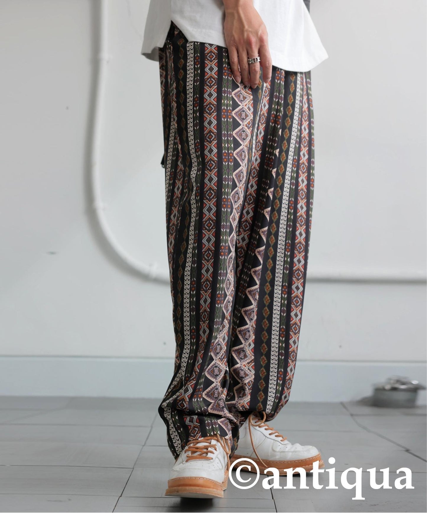 Men's Native Pattern Tapered Pants