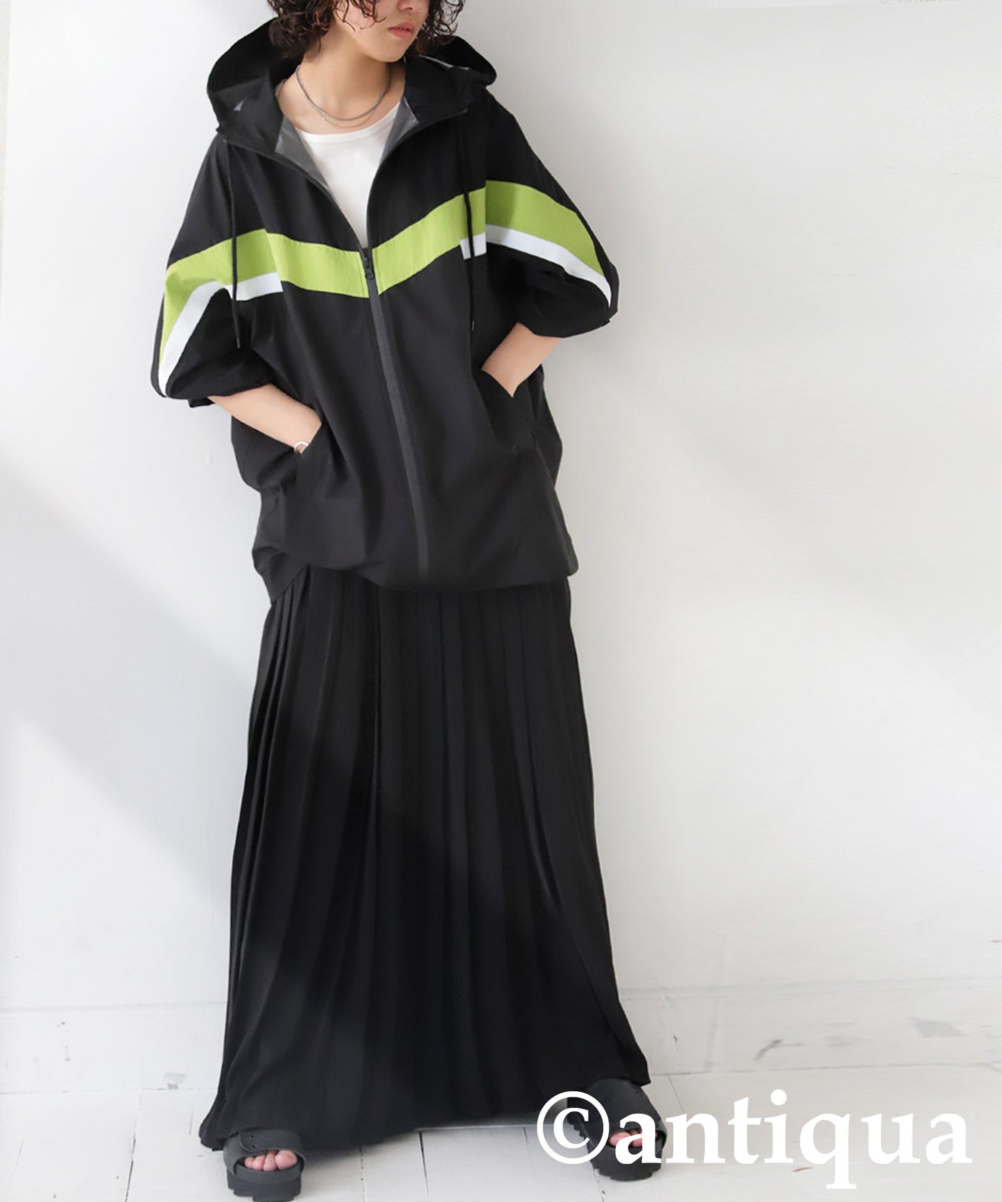 Color-Block Nylon Hoodie Ladies