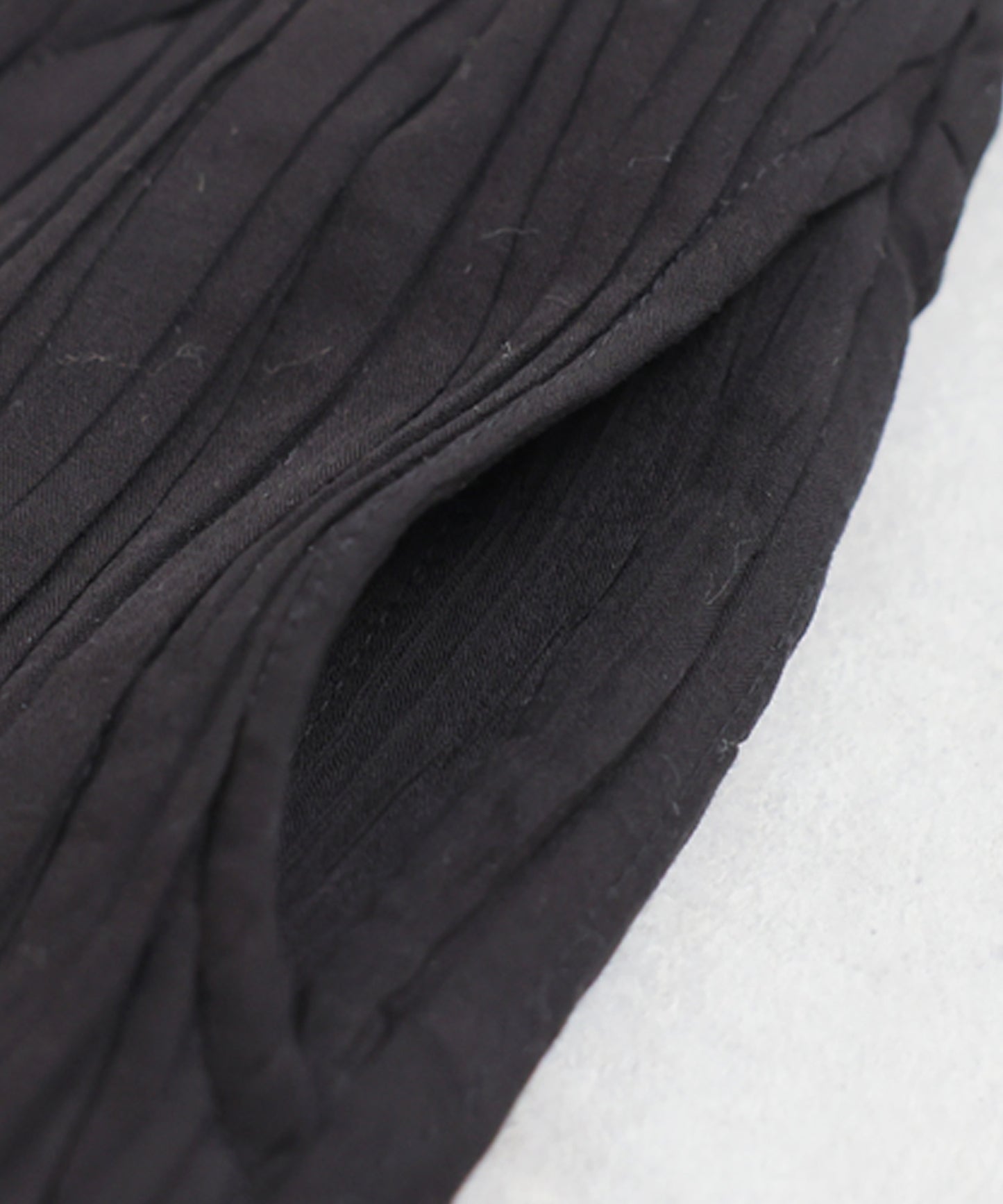 Pleated Tapered Pants Men's