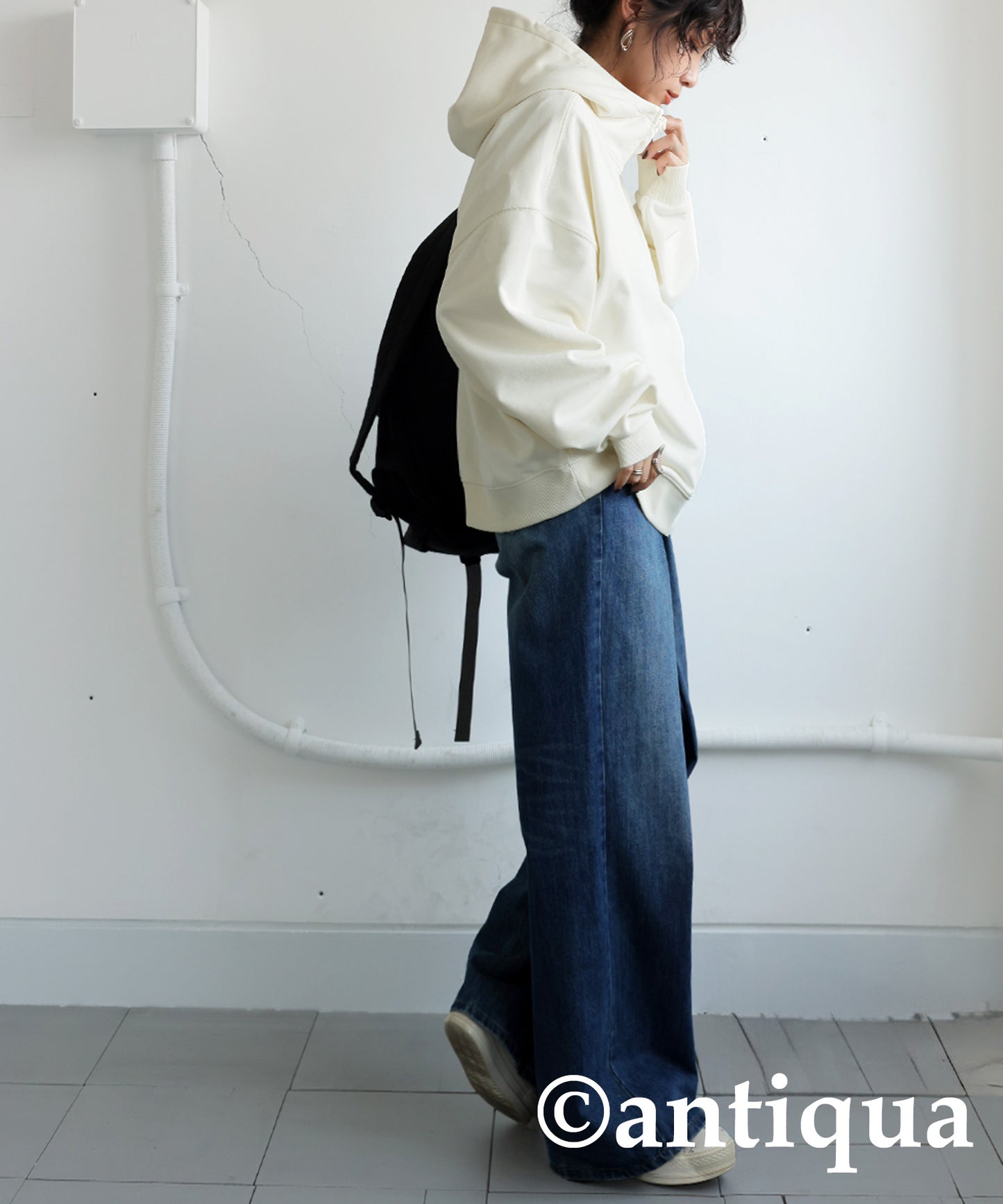 Short Zip Hoodie Ladies