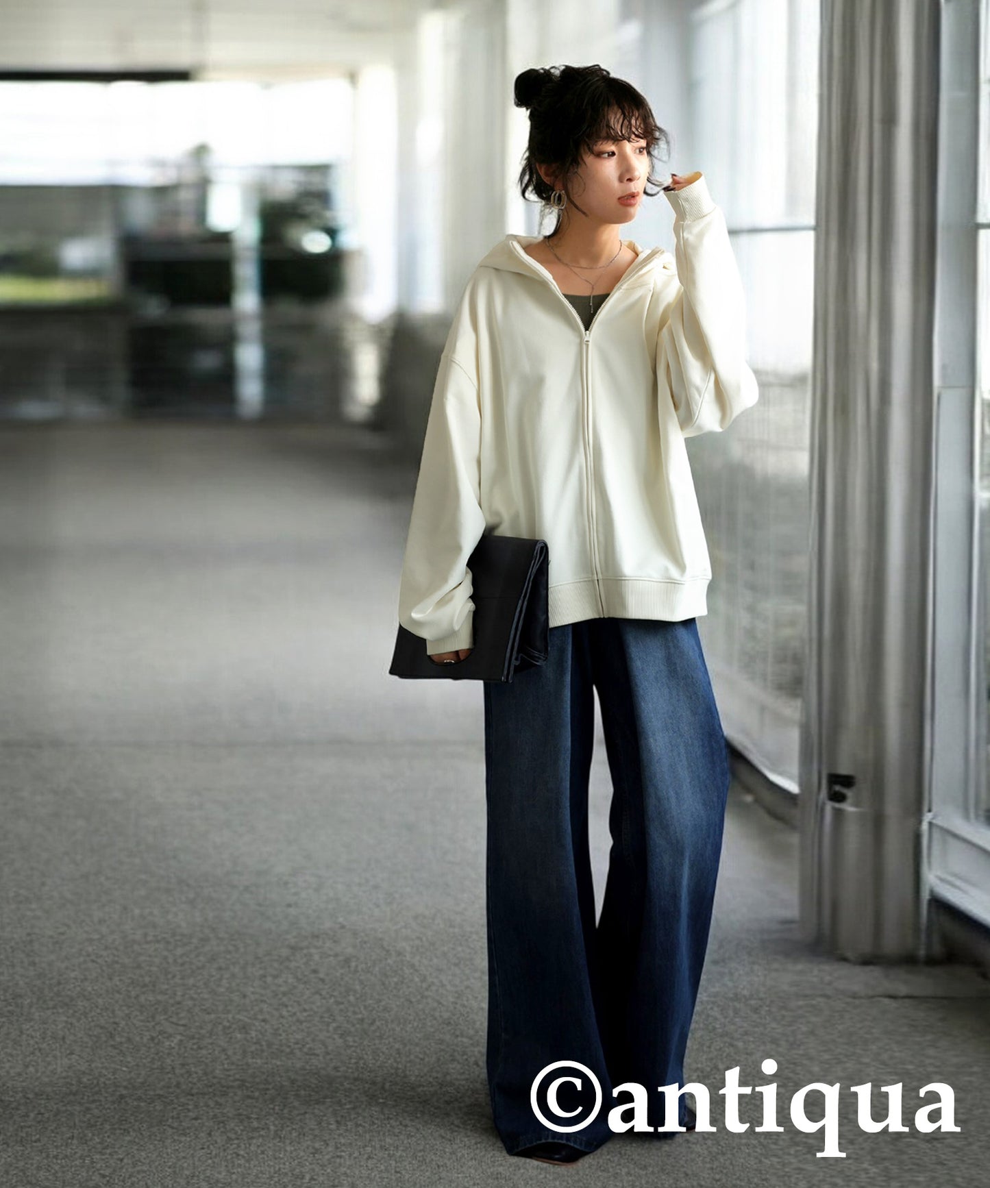 Short Zip Hoodie Ladies