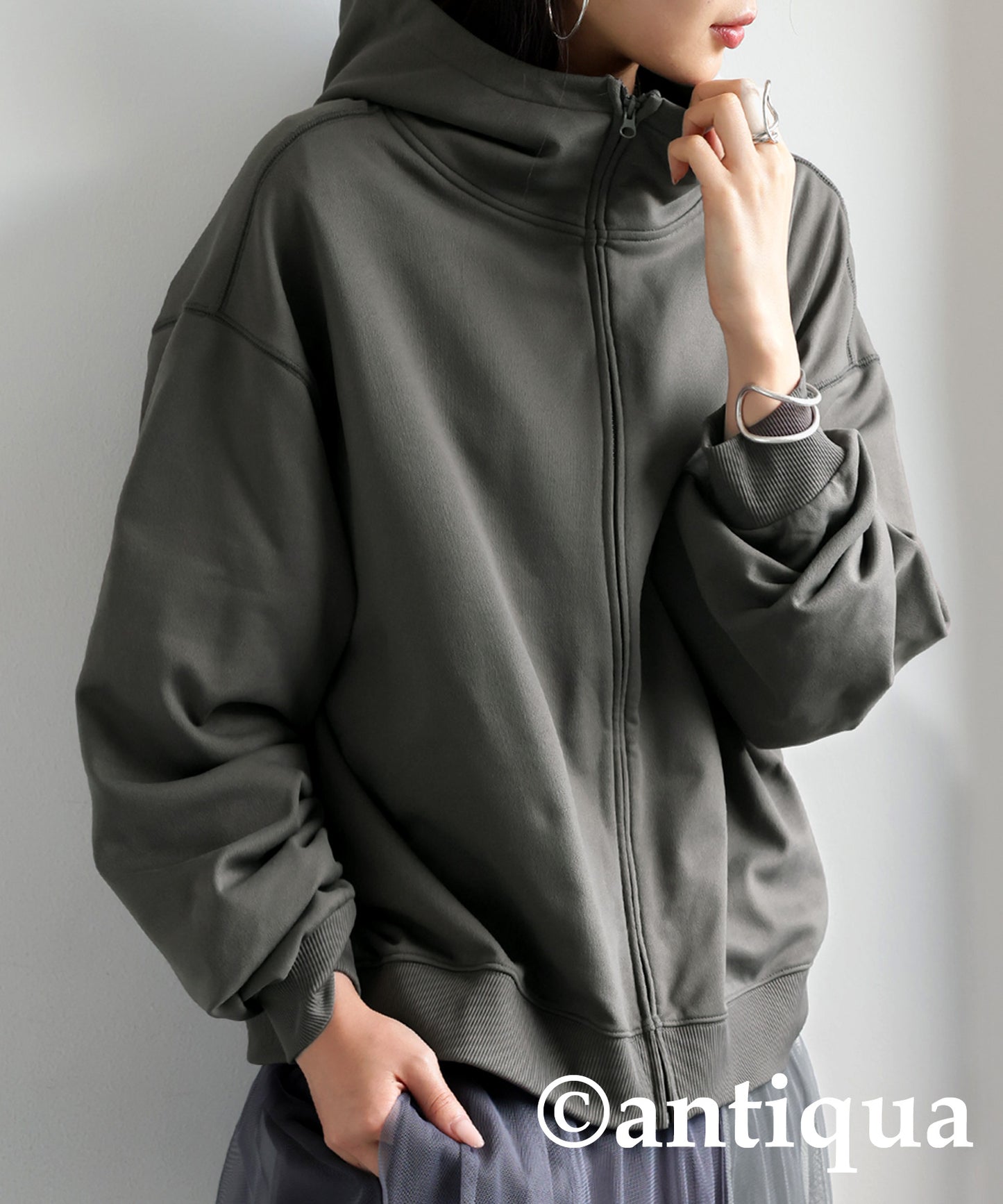 Short Zip Hoodie Ladies